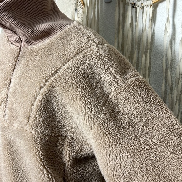 Varley Stratton Sherpa Quarter Zip Pullover Size M - Picture 6 of 13